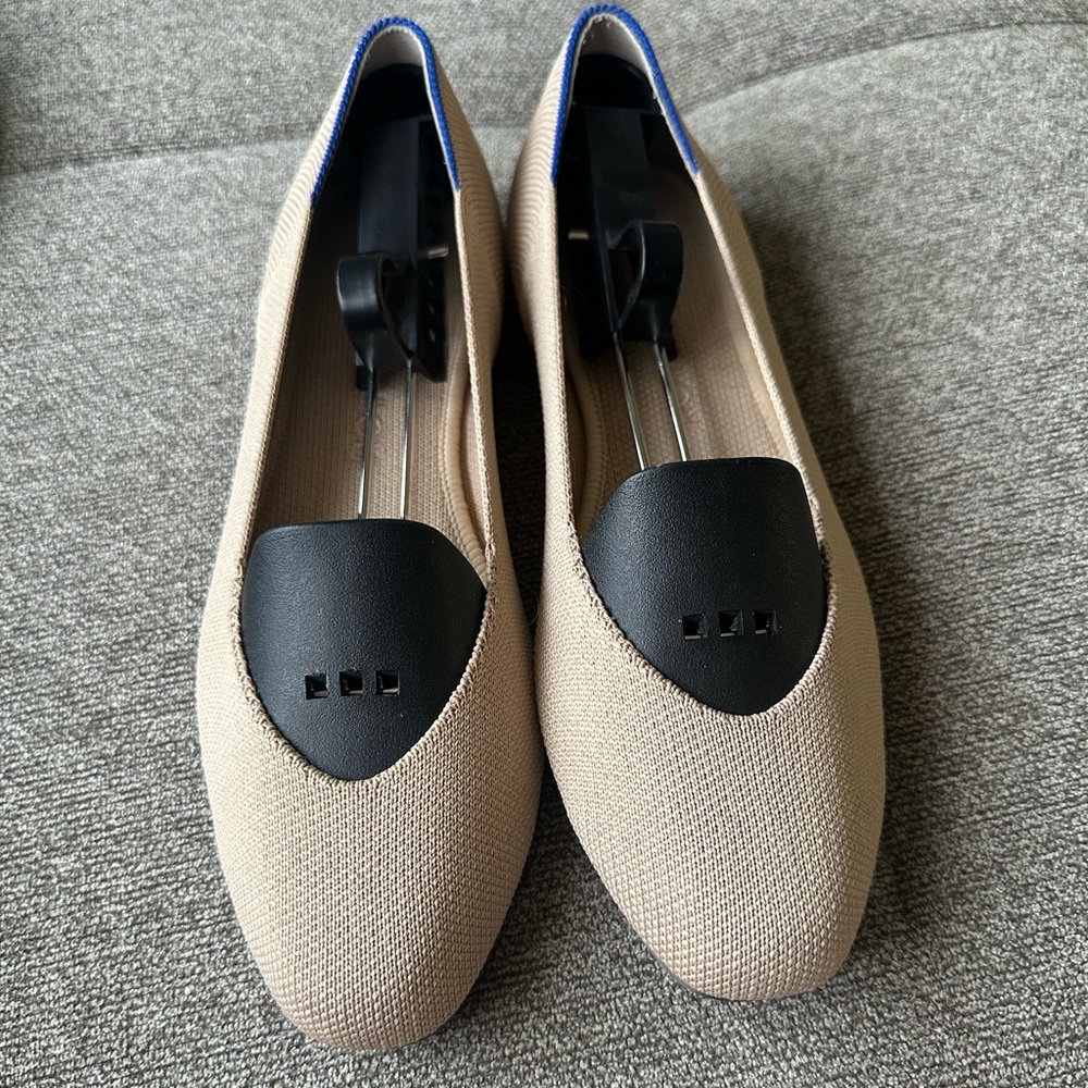 Rothy’s Square Size 7 in Ecru
